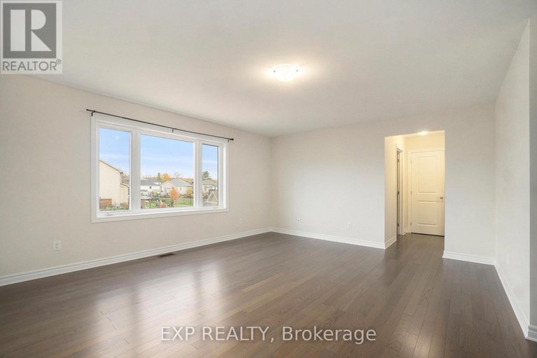 29022557/616-enclave-lane/town-of-rockland/clarence-rockland/ontario/K4K0M8_26