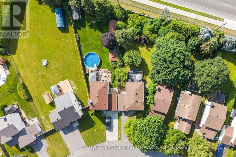 28885530/1883-des-prairies-avenue/queenswood-heights-south/ottawa/ontario/K1E2R5_38