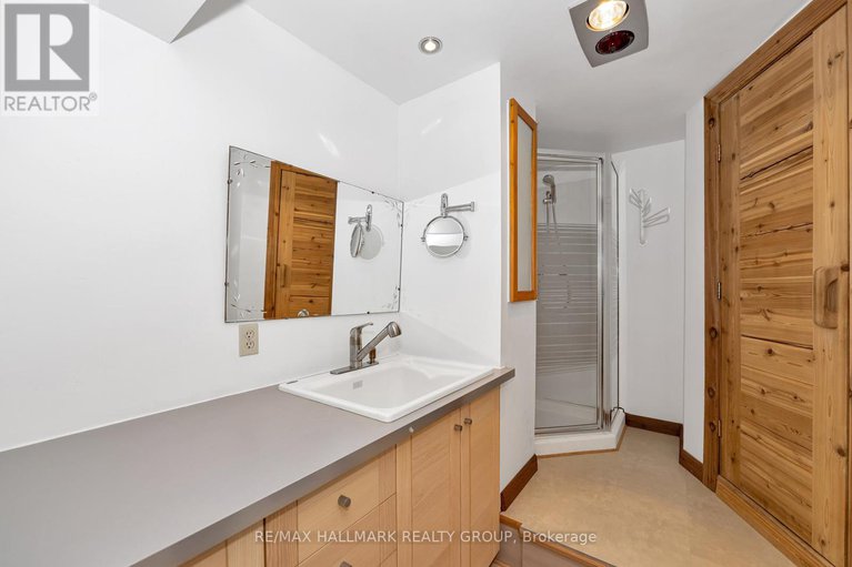 28166782/42-twilight-aka-davidson-crescent/rothwell-heights/ottawa/ontario/K1J6M3_36