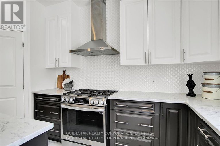 28576013/107-heirloom-street/riverside-southgloucester-glen/ottawa/ontario/K4M0L3_16