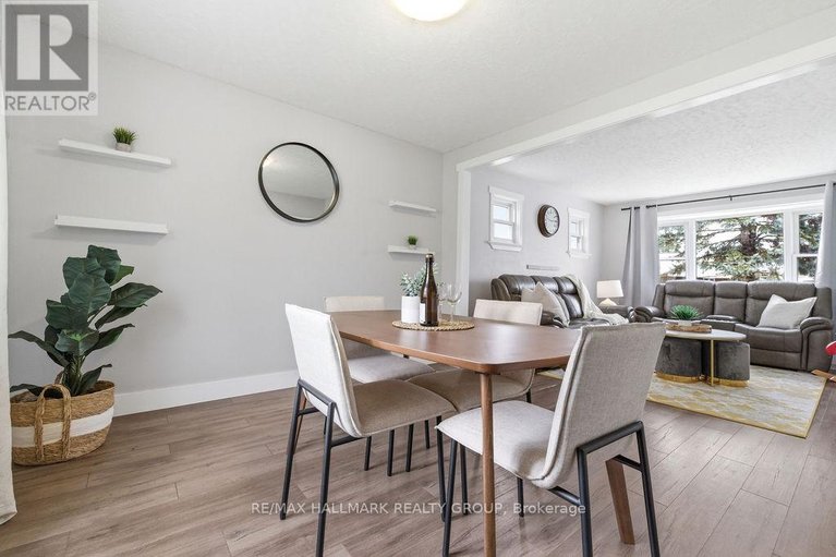 29645048/50-poole-street/mcnabbraeside-twps/mcnabbraeside/ontario/K7S1J2_12