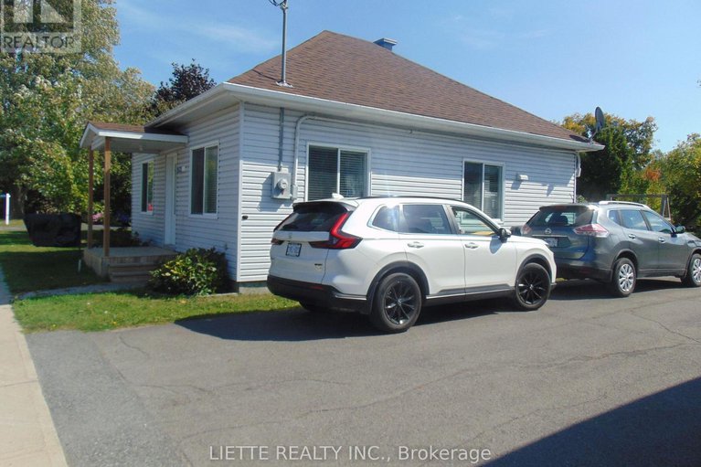 28823591/21968-main-street/north-glengarry-lochiel-twp/north-glengarry/ontario/K0B1H0_3
