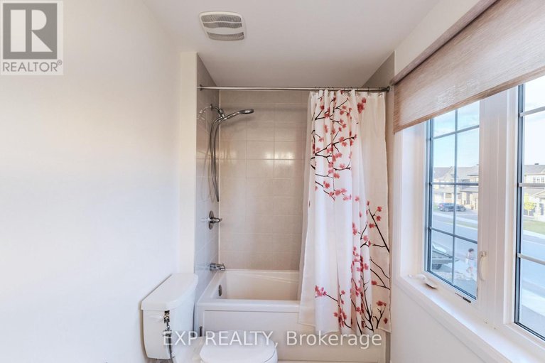 28597121/818-cappamore-drive/half-moon-bay/ottawa/ontario/K2J6V6_23