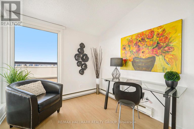 28970396/ph1-158c-mcarthur-avenue/vanier/ottawa/ontario/K1L8E7_11