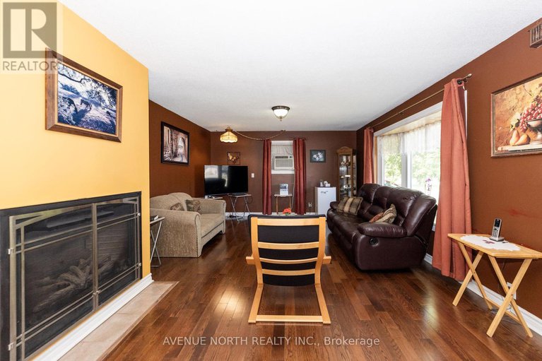 28833649/832-notre-dame-street/embrun/russell/ontario/K0A1W1_5