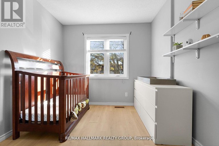 29386053/93-cedarock-drive/bridlewood/ottawa/ontario/K2M2H5_16