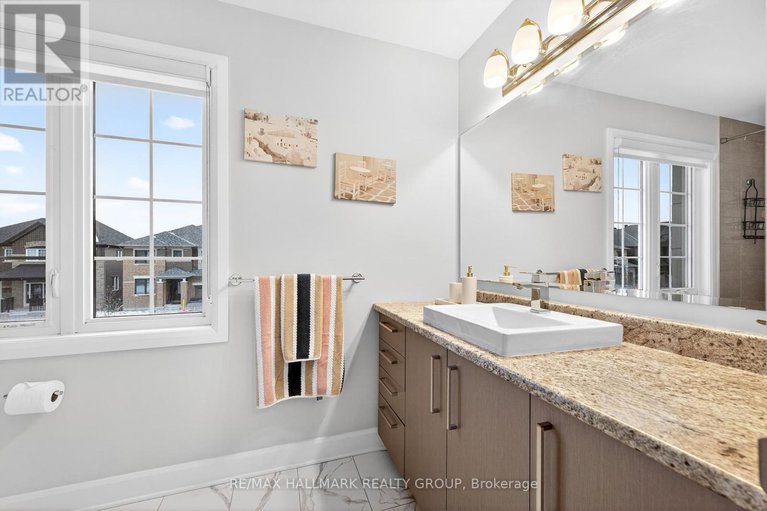 29232685/232-aquarium-avenue/avalon-west/ottawa/ontario/K4A1K7_30