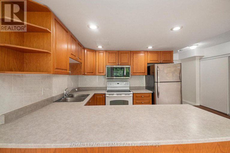 28632770/507-320-centrum-boulevard/bilberry-creekqueenswood-heights/ottawa/ontario/K1E3X9_6
