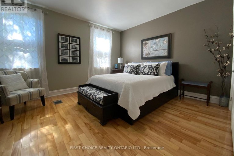 27992529/245-york-street/lower-town/ottawa/ontario/K1N5T9_19