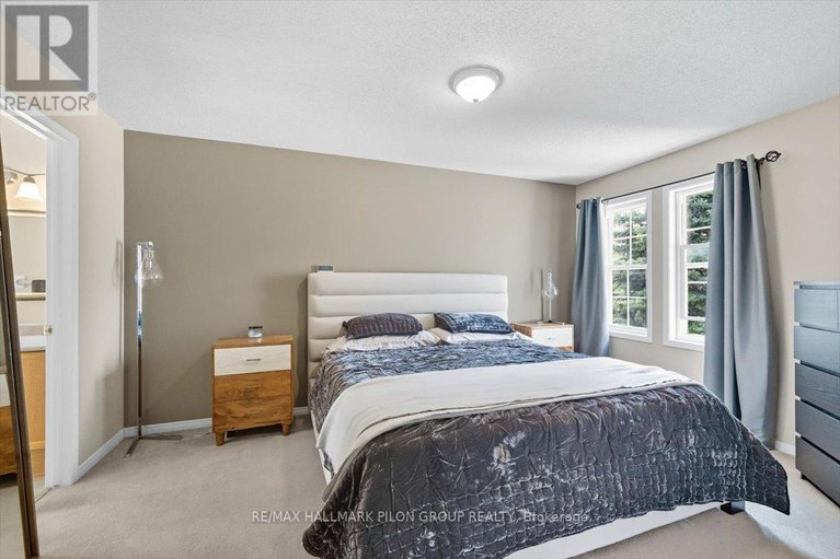 28847182/2064-breezewood-street/springridgeeast-village/ottawa/ontario/K4A4R9_15