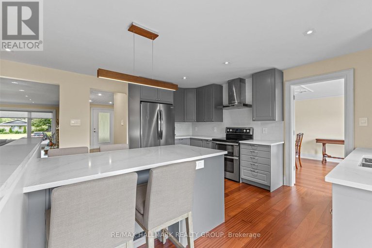 28537676/1883-barnhart-place/alta-vistafaircrest-heights/ottawa/ontario/K1H5B5_11