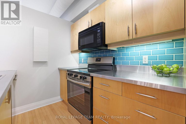 28500680/203-300-powell-avenue/west-centre-town/ottawa/ontario/K1S5T3_14