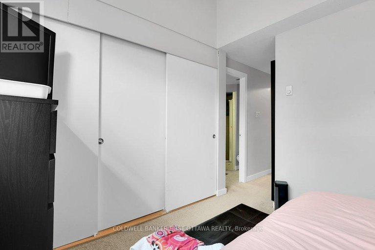 29633172/604-tanguay-court/katimavik/ottawa/ontario/K2L3X3_25