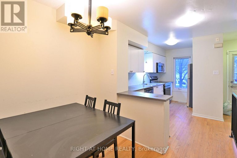 28372154/c-90-templeton-street/sandy-hill/ottawa/ontario/K1N6X3_6