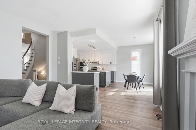 29677904/75-whernside-terrace/morgans-grantsouth-march/ottawa/ontario/K2W0C7_15