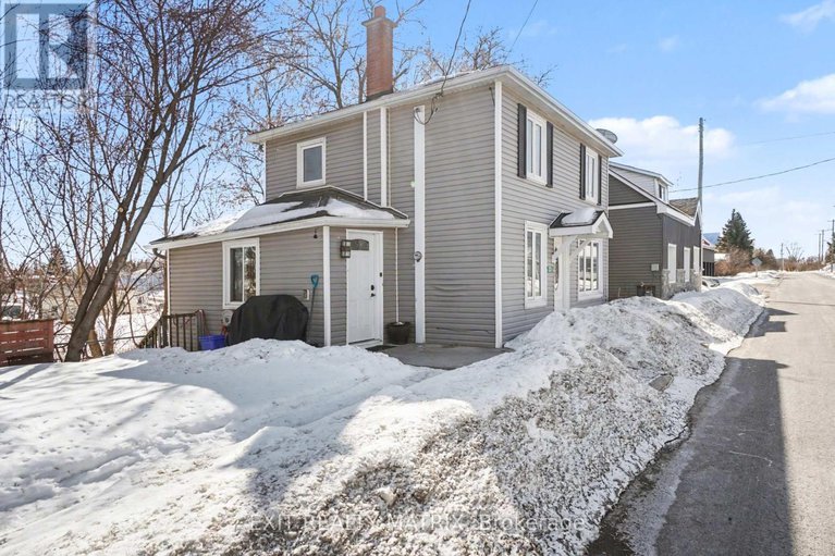 29422358/23-charles-street/north-stormont-finch-twp/north-stormont/ontario/K0A1R0_3