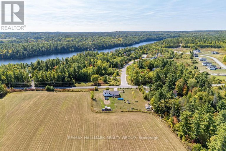 28880146/921-mill-ridge-road/mcnabbraeside-twps/mcnabbraeside/ontario/K7S3G8_25