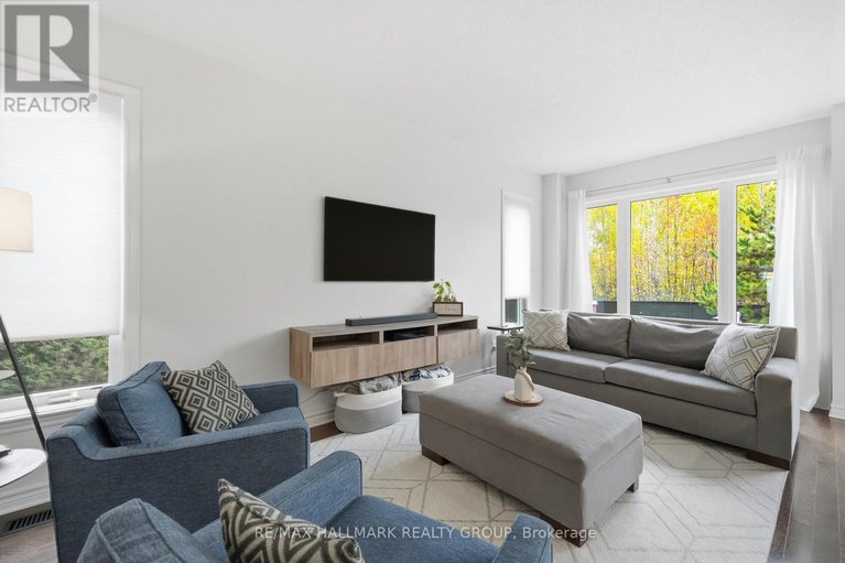 29025687/314-melodie-street/mer-bleuebradley-estatesanderson-park/ottawa/ontario/K1W0H9_9