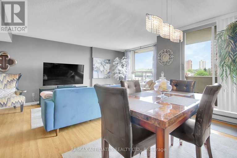 28339810/u303-200-lafontaine-avenue/vanier/ottawa/ontario/K1L8K8_10