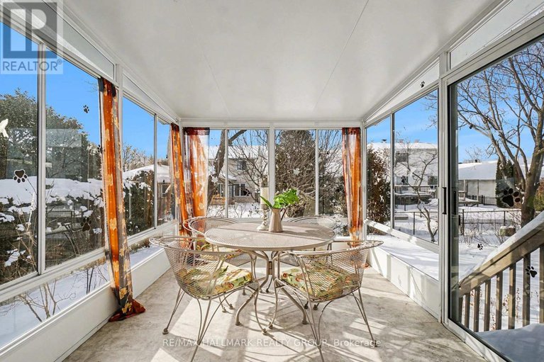 29278557/1044-adley-road/carson-grove/ottawa/ontario/K1J8B9_28