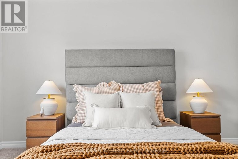 29642319/821-indica-street/stittsville-north/ottawa/ontario/K2S2J8_24