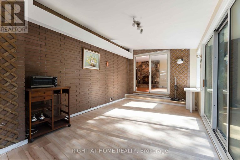 28894364/2221-circle-place/elmvale-acresurbandale/ottawa/ontario/K1G3E2_38