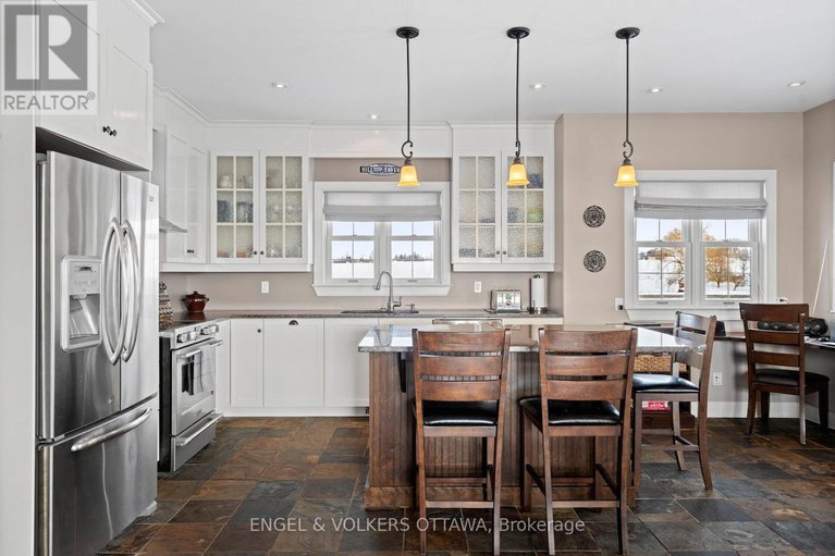 29381440/5165-canon-smith-drive/fitzroy/ottawa/ontario/K0A1X0_9