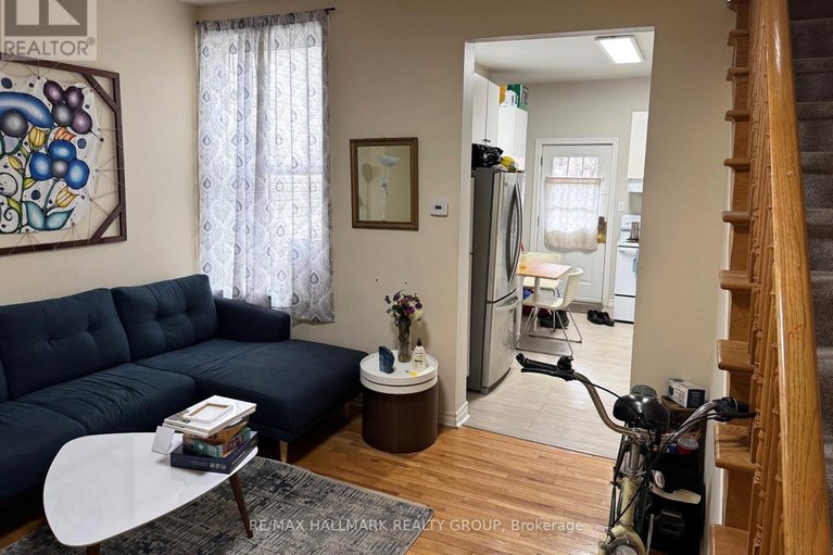 28426563/480-cumberland-street/sandy-hill/ottawa/ontario/K1N7J9_4