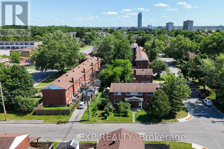 28575095/829-borthwick-avenue/castle-heightsrideau-high/ottawa/ontario/K1K2M7_29