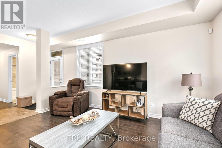 29528254/28-tadley-private/longfields/ottawa/ontario/K2J2T3_13