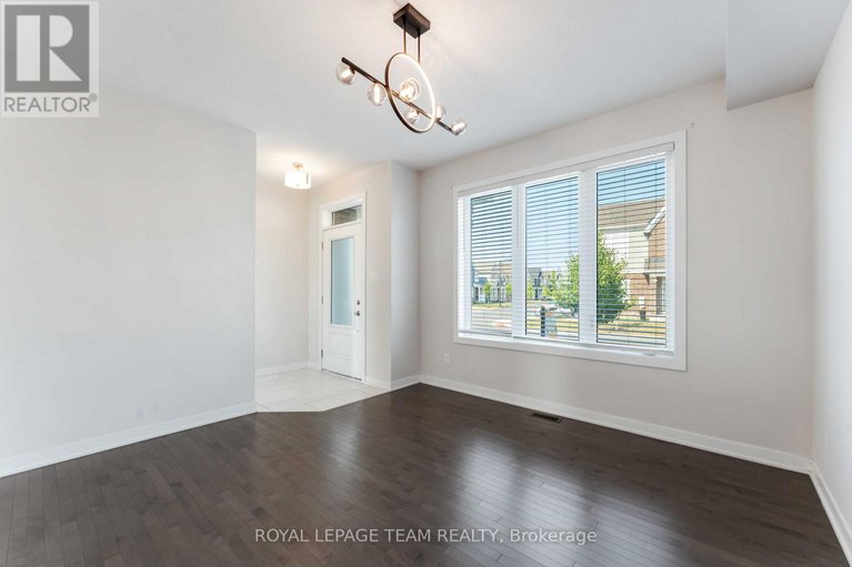 28703739/3040-travertine-way/half-moon-bay/ottawa/ontario/K2J6W9_4