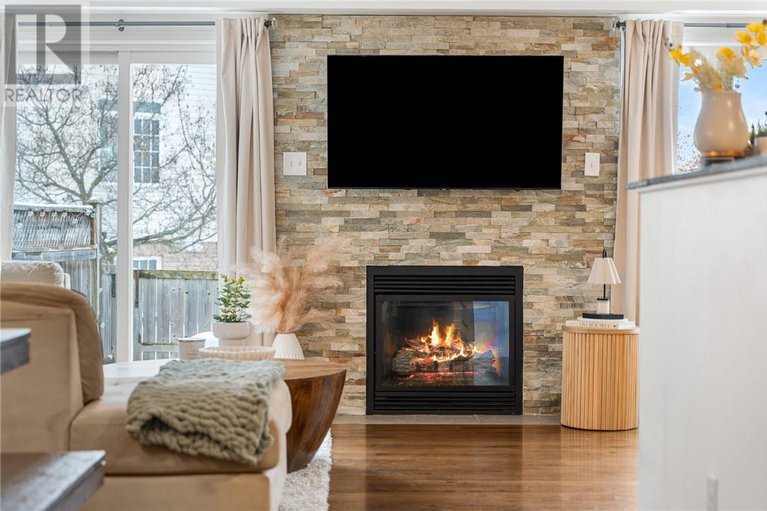 29102957/202-arrita-street/ottawa/ontario/K2S0J7_25