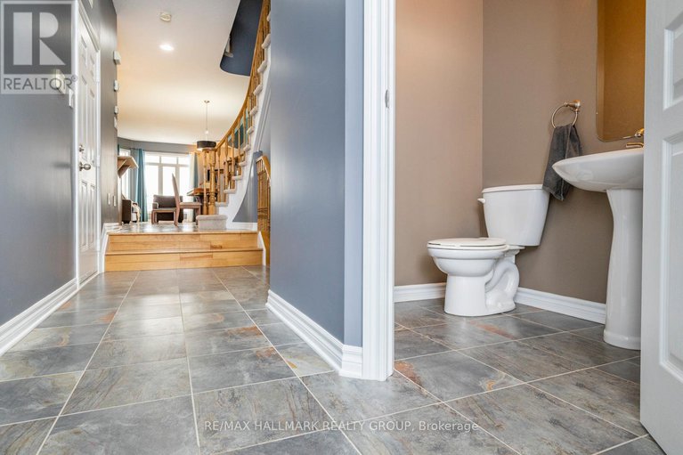 28442611/202-waymark-crescent/bridlewood/ottawa/ontario/K2M0A6_4