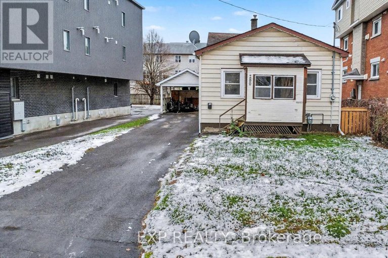 29138987/280-presland-road/overbrookcastle-heights/ottawa/ontario/K1K2B8_12
