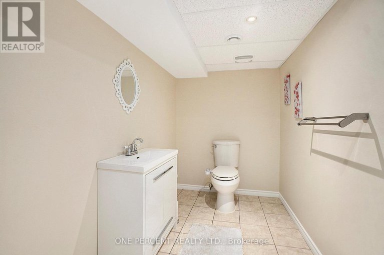 28410725/1208-stanton-road/queensway-terrace-southridgeview/ottawa/ontario/K2C3E2_12