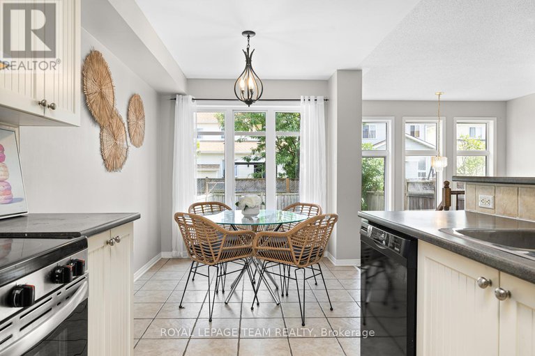 28616920/207-portrush-avenue/longfields/ottawa/ontario/K2J5J6_20
