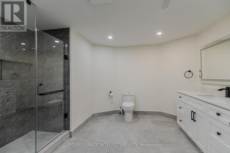 28879207/5884-earlscourt-crescent/manotick-east-to-manotick-station/ottawa/ontario/K4M1K2_47