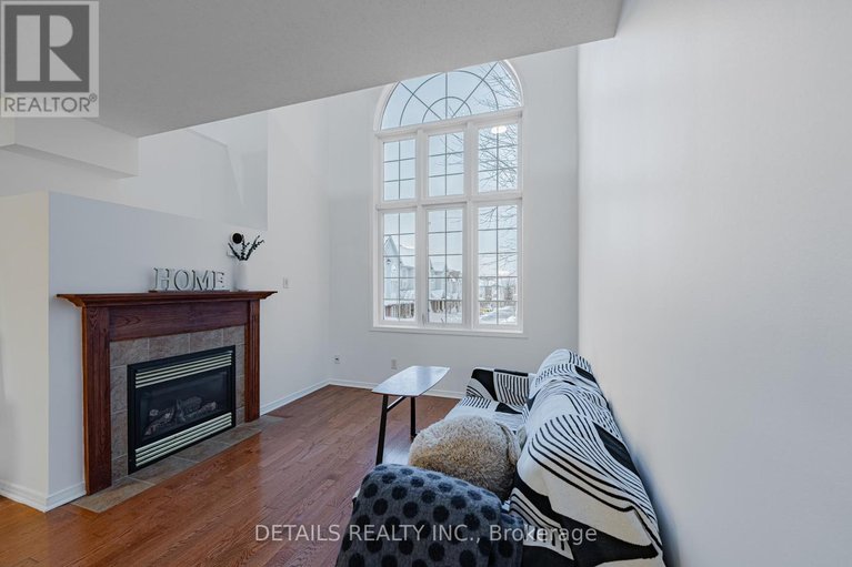 29374980/20-376-wiffen-private/westcliffe-estates/ottawa/ontario/K2H1G4_10