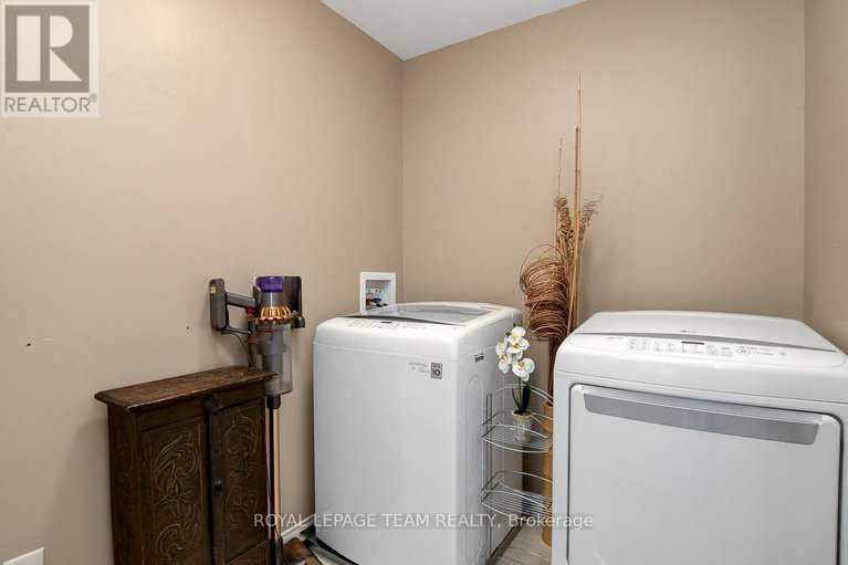 28289132/183-patriot-place/emerald-meadowstrailwest/ottawa/ontario/K2M0B9_30