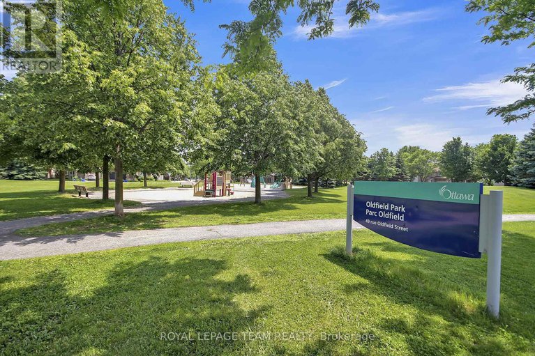 28451153/70-oldfield-street/barrhaven-east/ottawa/ontario/K2G7C2_41