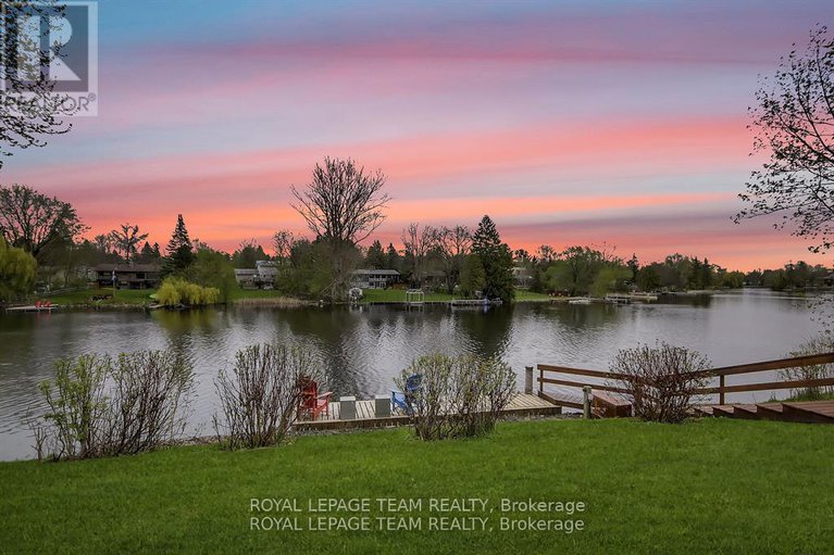 28487083/5591-manotick-main-street/manotick-village-manotick-estates/ottawa/ontario/K4M1A4_43