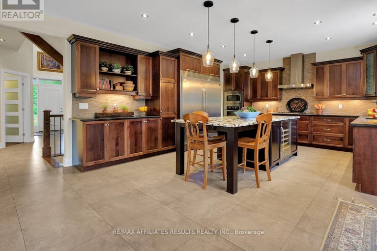 28469436/1894-corkery-road/huntley-ward-north-west/ottawa/ontario/K0A1L0_12
