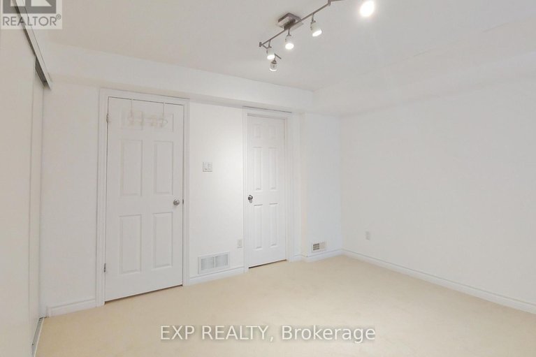 29473779/32-605-b-chapman-mills-drive/strandherd/ottawa/ontario/K2J5T1_23