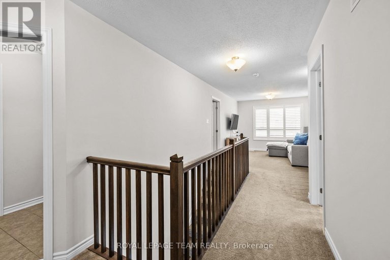 28512161/1135-apolune-street/half-moon-bay/ottawa/ontario/K2J6N8_30