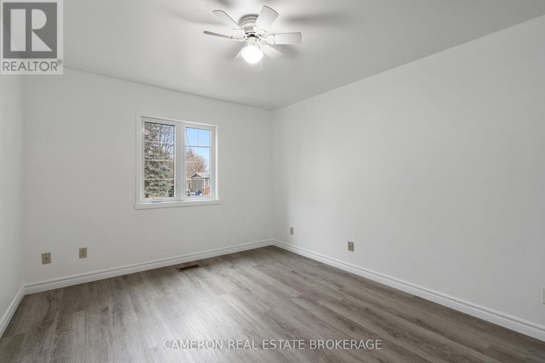 29090581/8-head-street/lancaster/south-glengarry/ontario/K0C1N0_19