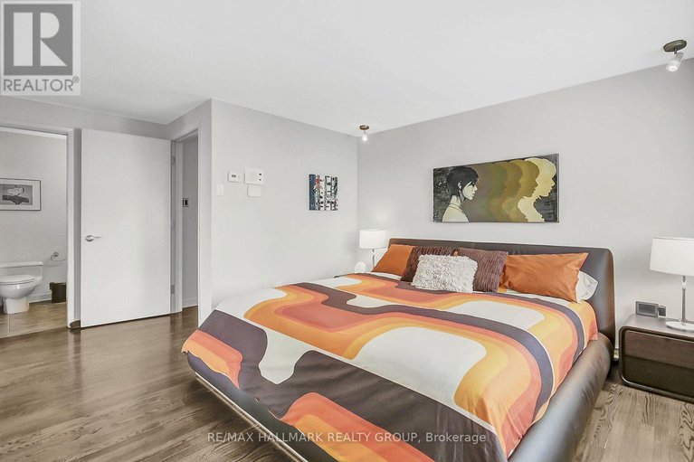 28150348/10-qualicum-street/bruce-farmgraham-parkqualicumbellands/ottawa/ontario/K2H7G8_32