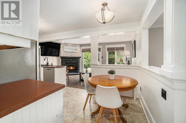 28613280/694-morewood-crescent/fallingbrookpineridge/ottawa/ontario/K4A2P7_12