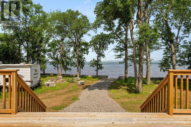 28668938/866-bayview-drive/constance-bay/ottawa/ontario/K0A3M0_31