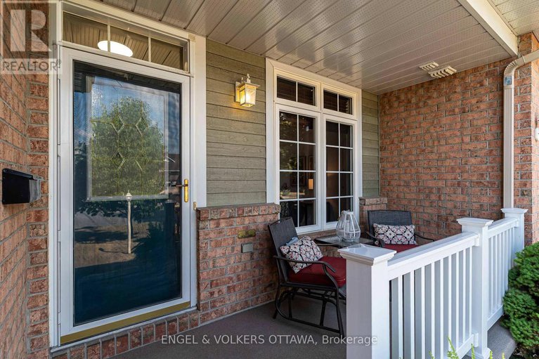 29045611/60-sable-run-drive/stittsville-central/ottawa/ontario/K2S1W7_4