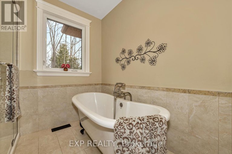 28473825/104-sentinel-pine-way/huntley-ward-south-east/ottawa/ontario/K0A1L0_25